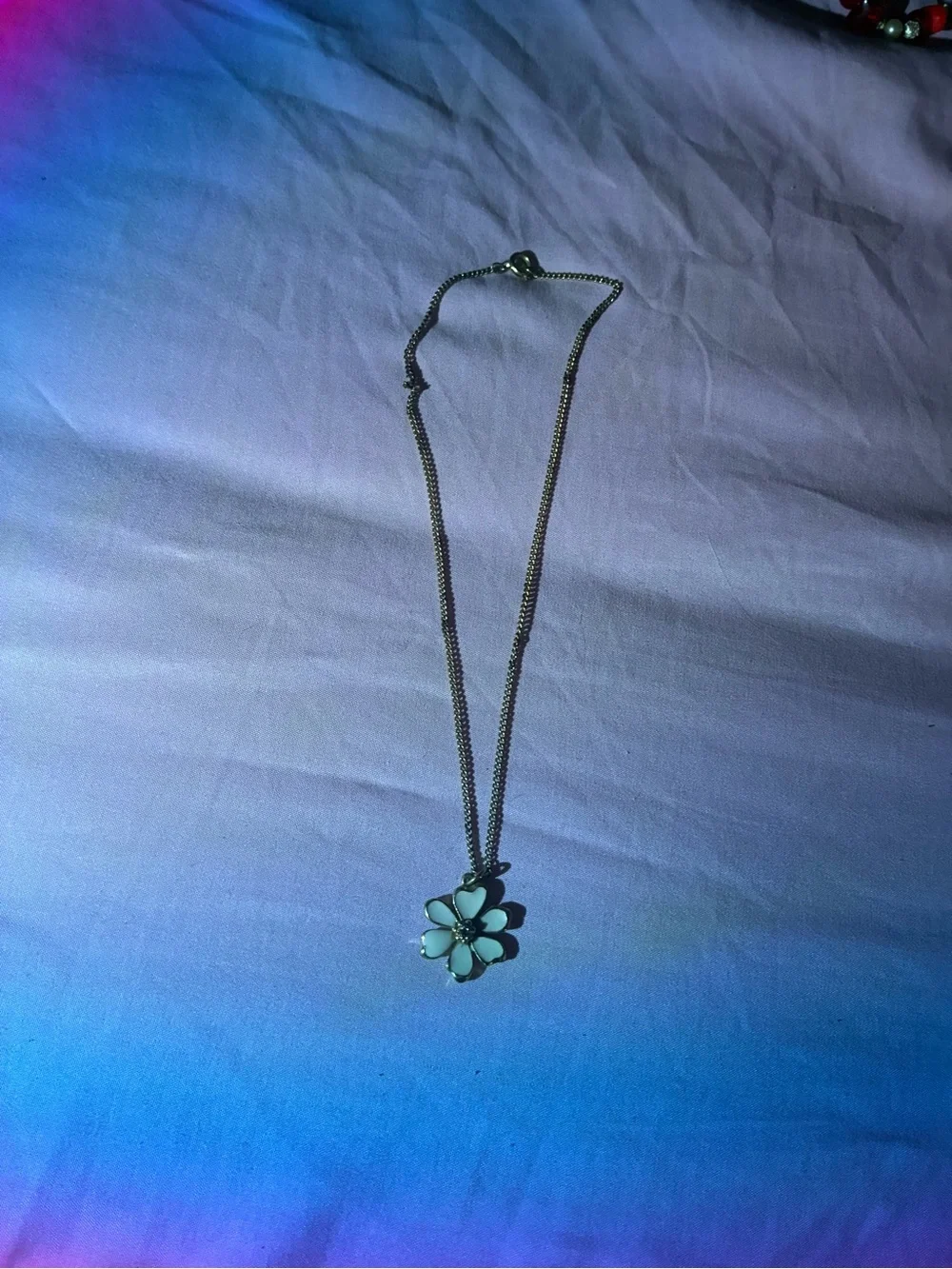 Pearl Necklace with White Flower Pendant - Women Jewelry